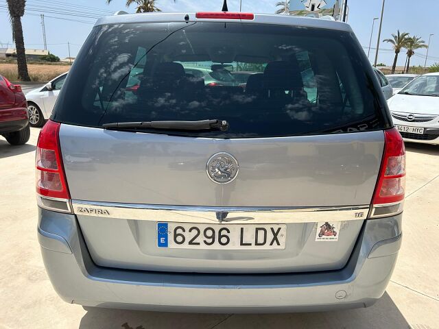 OPEL ZAFIRA DESIGN 1.6 SPANISH RHD IN SPAIN 131000 MILES 7 SEATS SUPERB 2010
